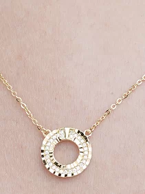 Round Pendant Chain