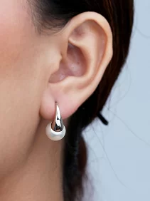 Big Pearl Ear Spike Earrings