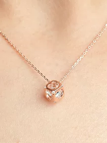 White Heart Cube Pendant Chain