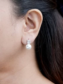 Pearl Plug Earrings