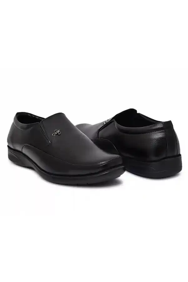 WUGO::Latest Trendy Men Formal Shoes|Black Moccasin Shoes|Office Shoes For Men's & Boys-MOCCASIN05-BLK
