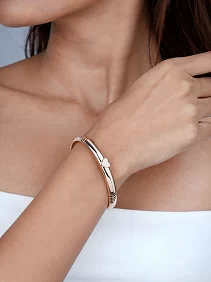 Heart Cobra Bracelet